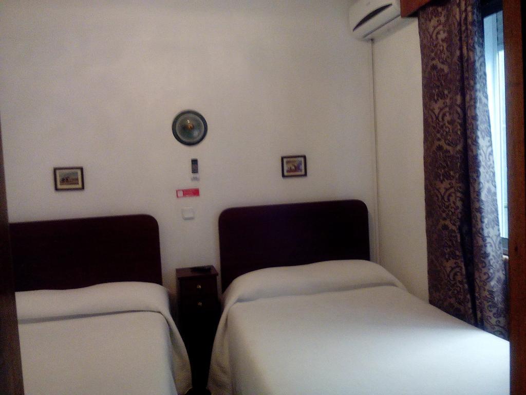 Residência Matos Pereira Vila Real de Santo António Quarto foto